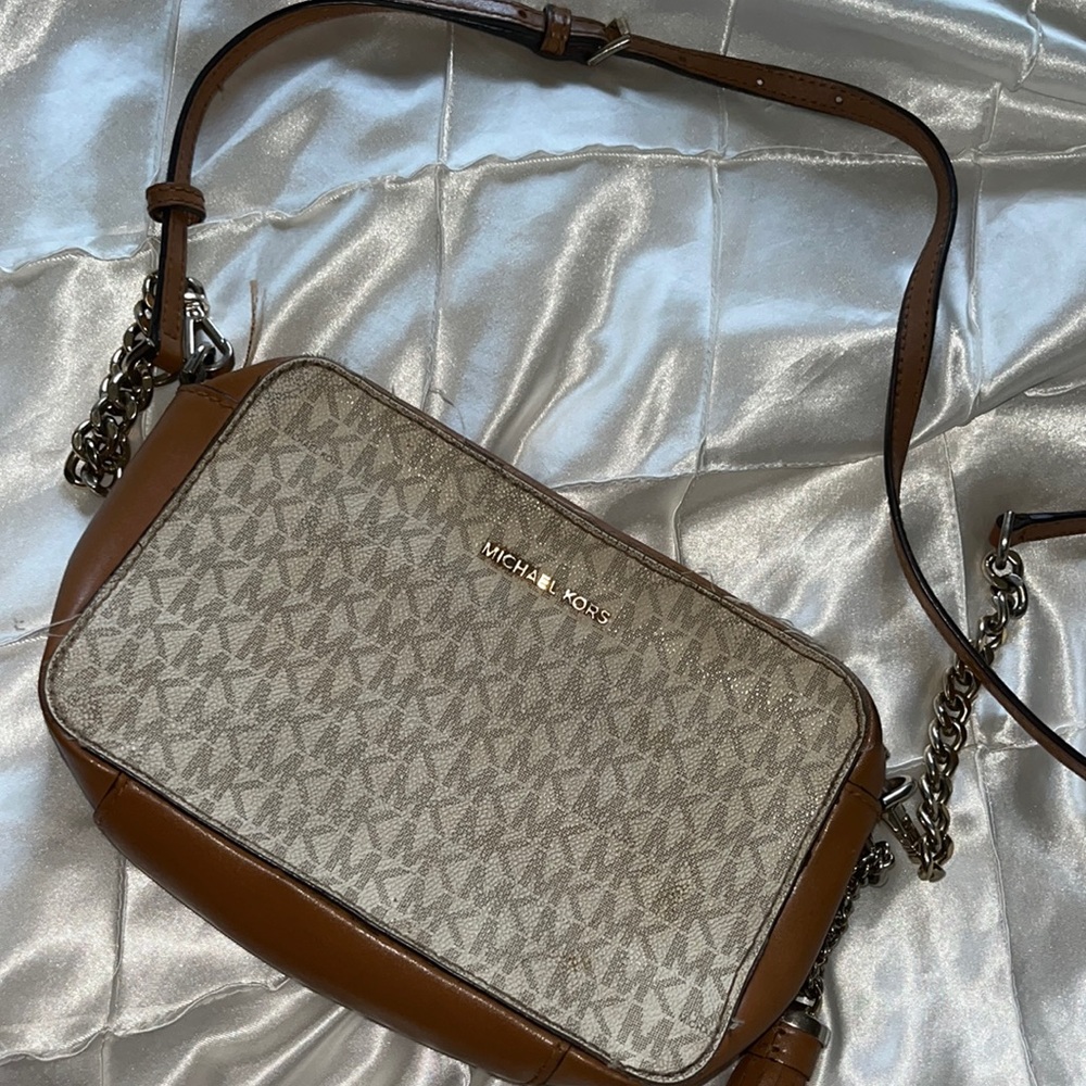 Michael Kors Crossbody